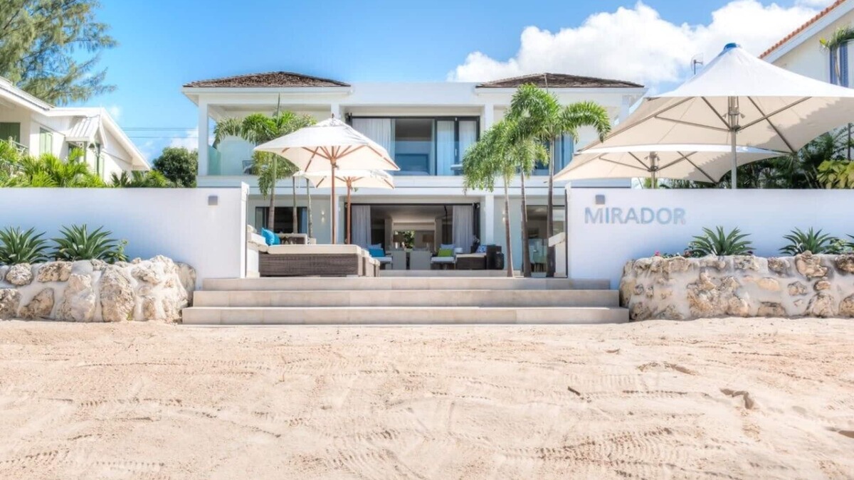 Fitts Village Villa | Villa Mirador by Fantasia Villas Including a VIP CHEF