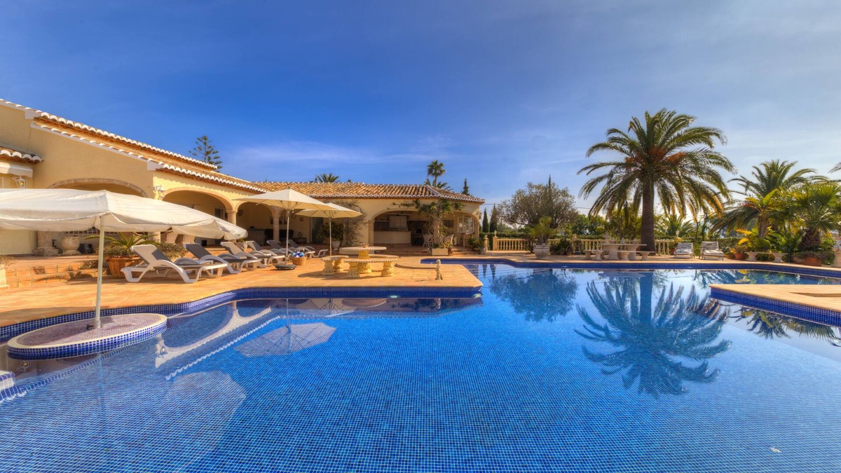 Montgo de Toscamar House | Villa Miramonte quiet residential area, flat plot and totally private