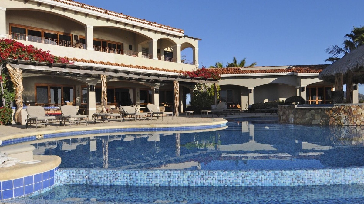 Ensenada Los Muertos Villa | Villa Mirasol Fabulous Luxury Beach Villa 5 bedrooms on the Sea of Cortez