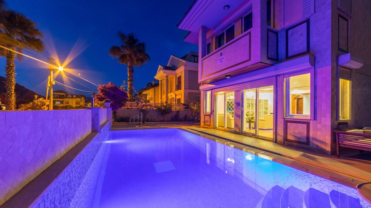 Icmeler House | Villa Mo İçmeler Daily Weekly Rentals