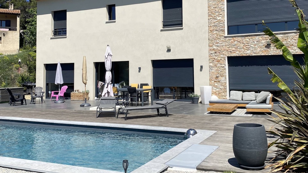 Pierrevert Villa | Villa Moderne Avec Piscine , vue Imprenable