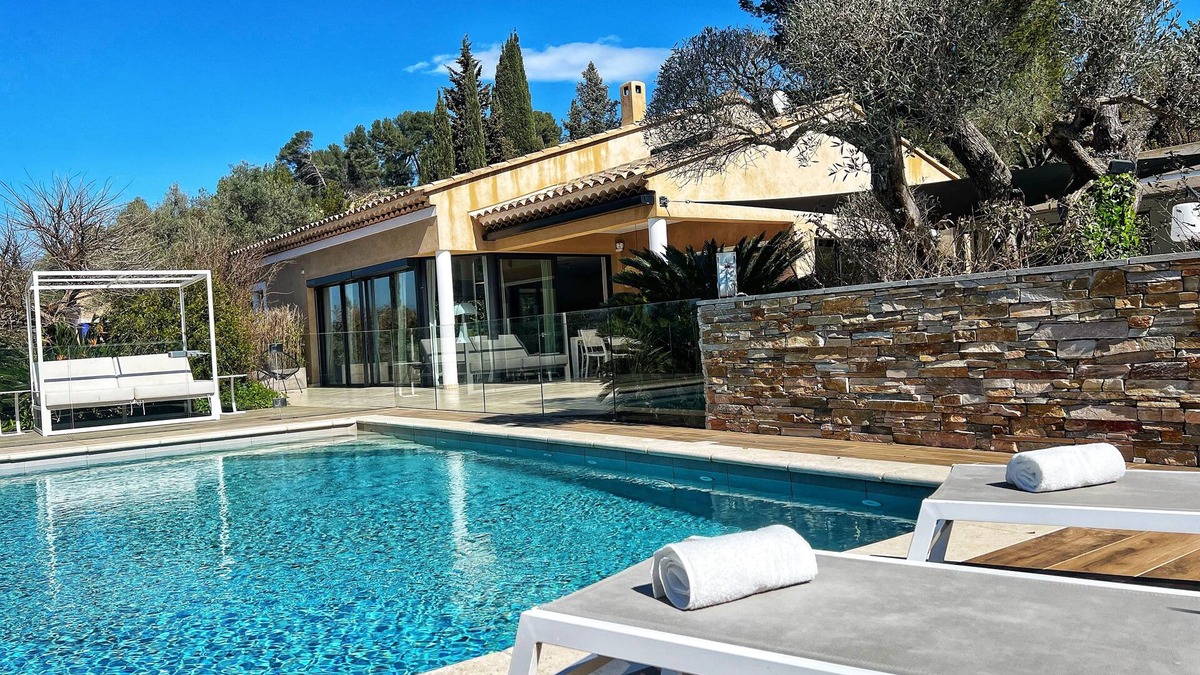 Le Castellet Villa | Villa Moderne, Piscine Chauffée, Proche Bandol