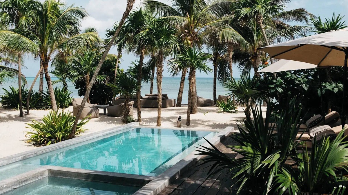 Zona Hotelera Villa | Villa Moloch, Tulum – Beachfront Chef Included