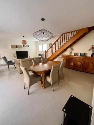 Baud House | Villa Monica