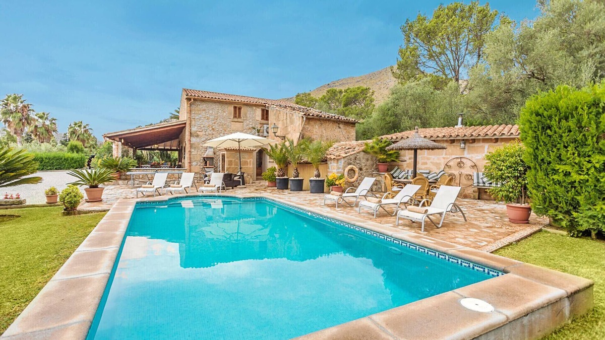 Les Palmeres Villa | Villa Mosson for 6 people with pool