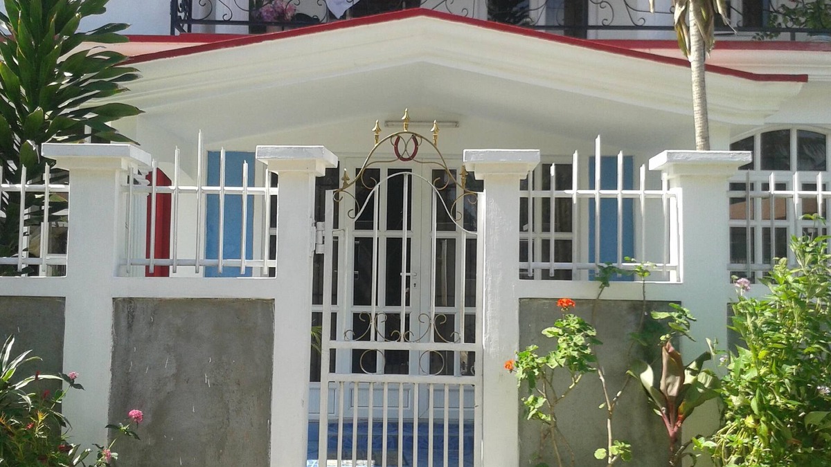 Pointe Aux Piments Villa | Villa Fleurie: Beautiful sunny house