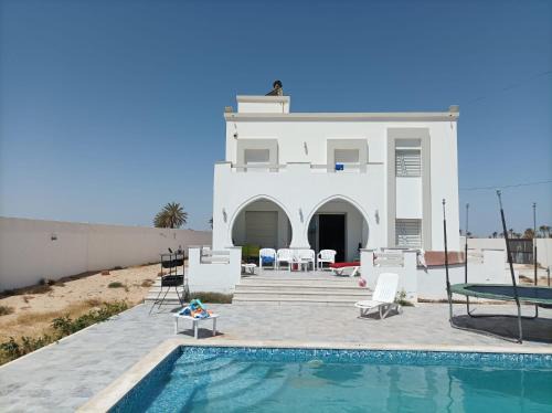 Fatou Villa | Villa Nad