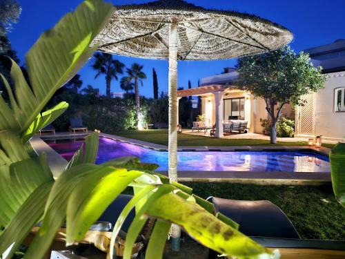 Issen Villa | Villa Naya et sa Piscine chauffée sans vis-à-vis
