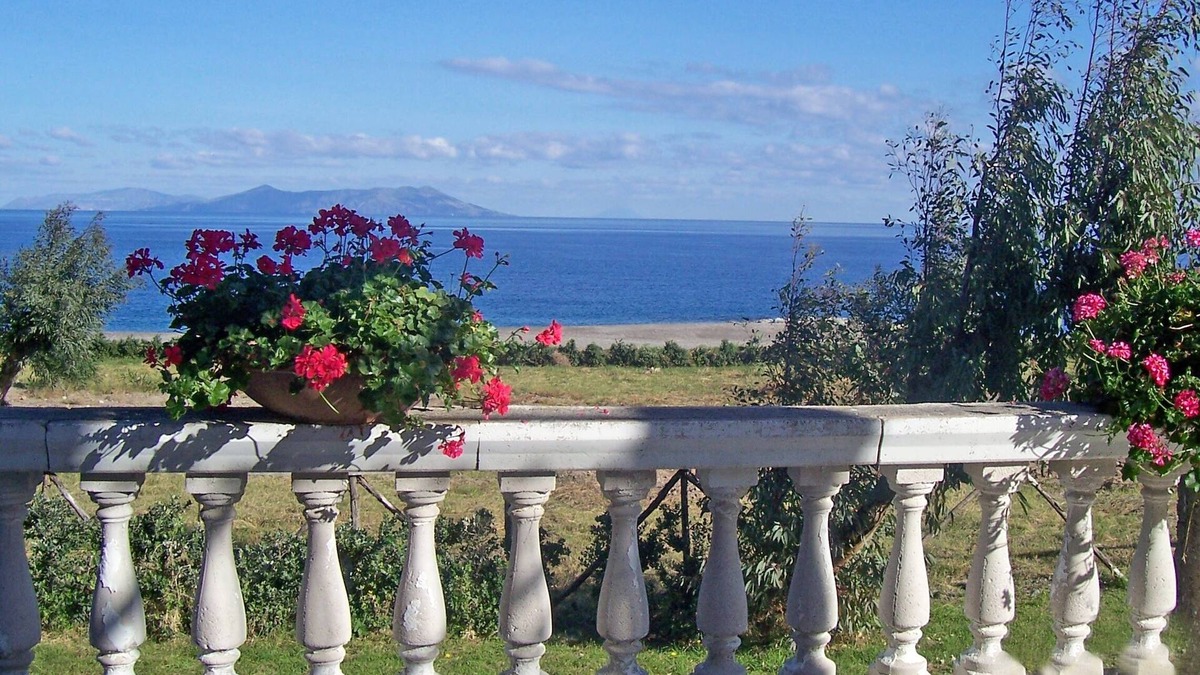 San Giorgio Villa | Villa near the sea with wonderful wiew of Aeolian Islands