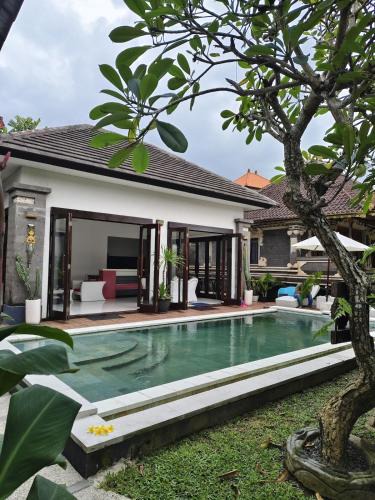 By Pass Ngurah Rai Villa | Villa Nesa at Jimbaran Bali