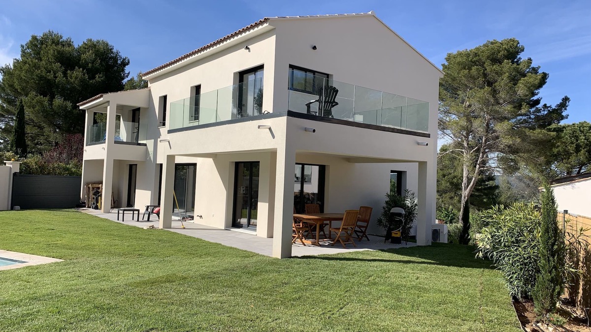 Eguilles Villa | Villa Neuve Standing Clim Piscine à 9 km du Centre D'aix en Provence