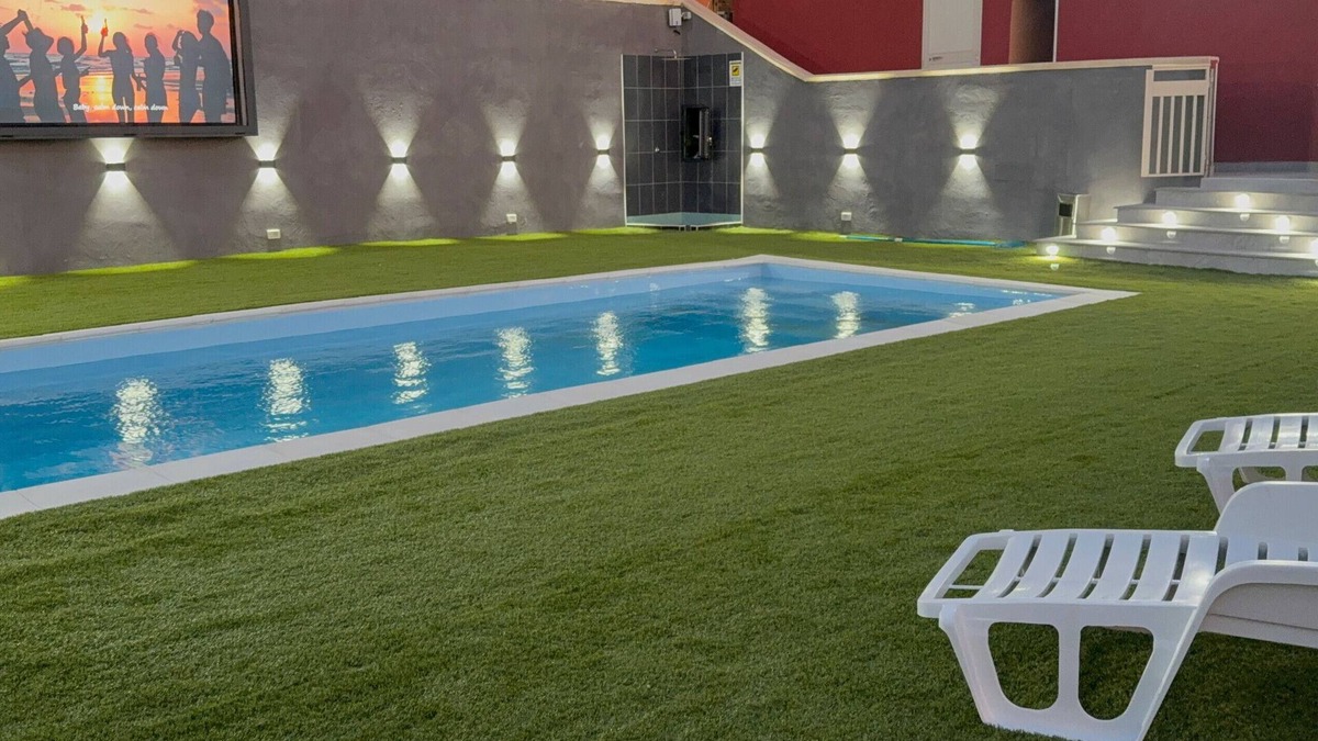 Licata Apartment | Villa "Nicolai - Piano Terra'" with Mountain View, Shared Garden and Pool