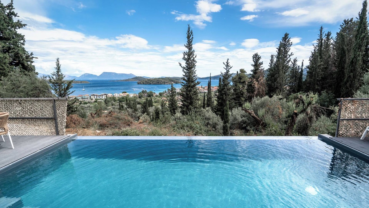 Nidri Villa | Villa 'Nidri Hills' with Sea View, Wi-Fi and Air Conditioning