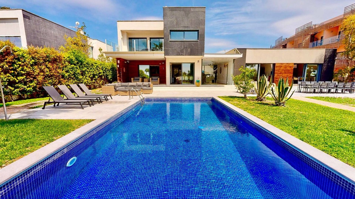 El Perello Villa | VILLA NIRVANA