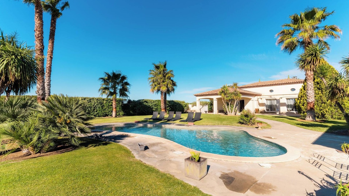 Paulhan Villa | Villa Oasis - Sublime Villa Avec Piscine Privée