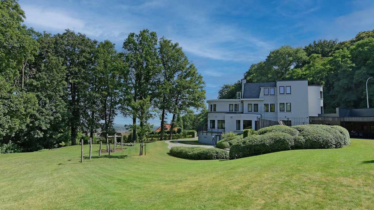Kluisbergen House | Villa on estate with sauna and views