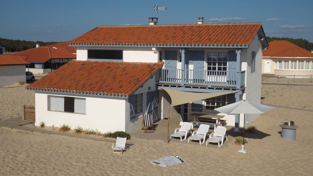 Saint-Girons Plage Villa | Villa on the dunes, between forest and ocean. Sport, nature and change of scenery.