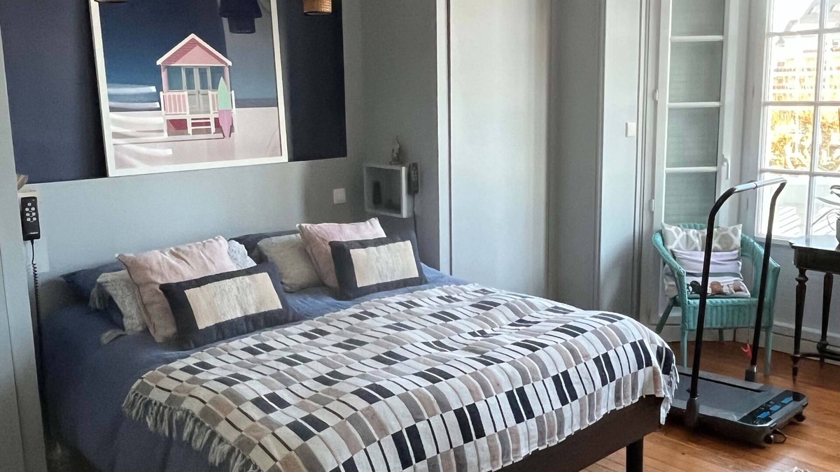 Le Pouliguen Villa | VILLA ON THE PORT, 5 MINUTES FROM THE BEACH WITH FLOWER GARDEN