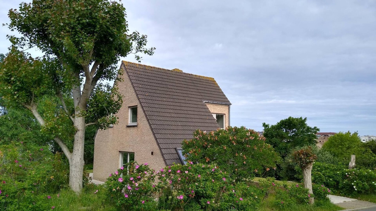 Oostduinkerke-Bad Villa | Villa Oostduinkerke, 400m sea+dunes,quiet+green+much light, 6p+baby,3bed+2bath