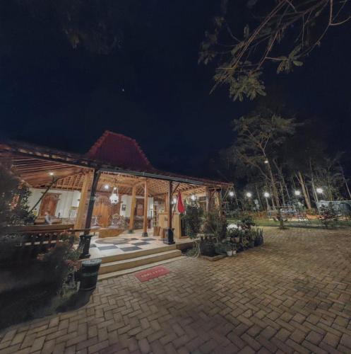 Terong Villa | VILLA OPA DOEL YOGYAKARTA