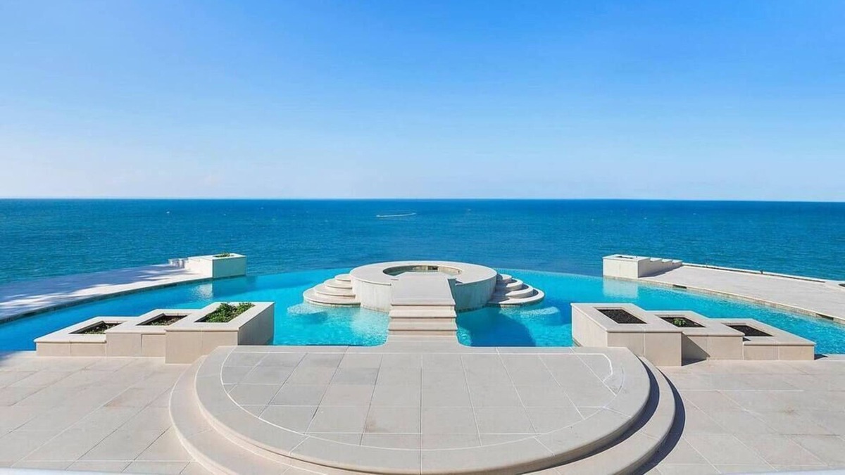 Port Jefferson Villa | Villa Osprey | 11BR | Port Jefferson | Long Island