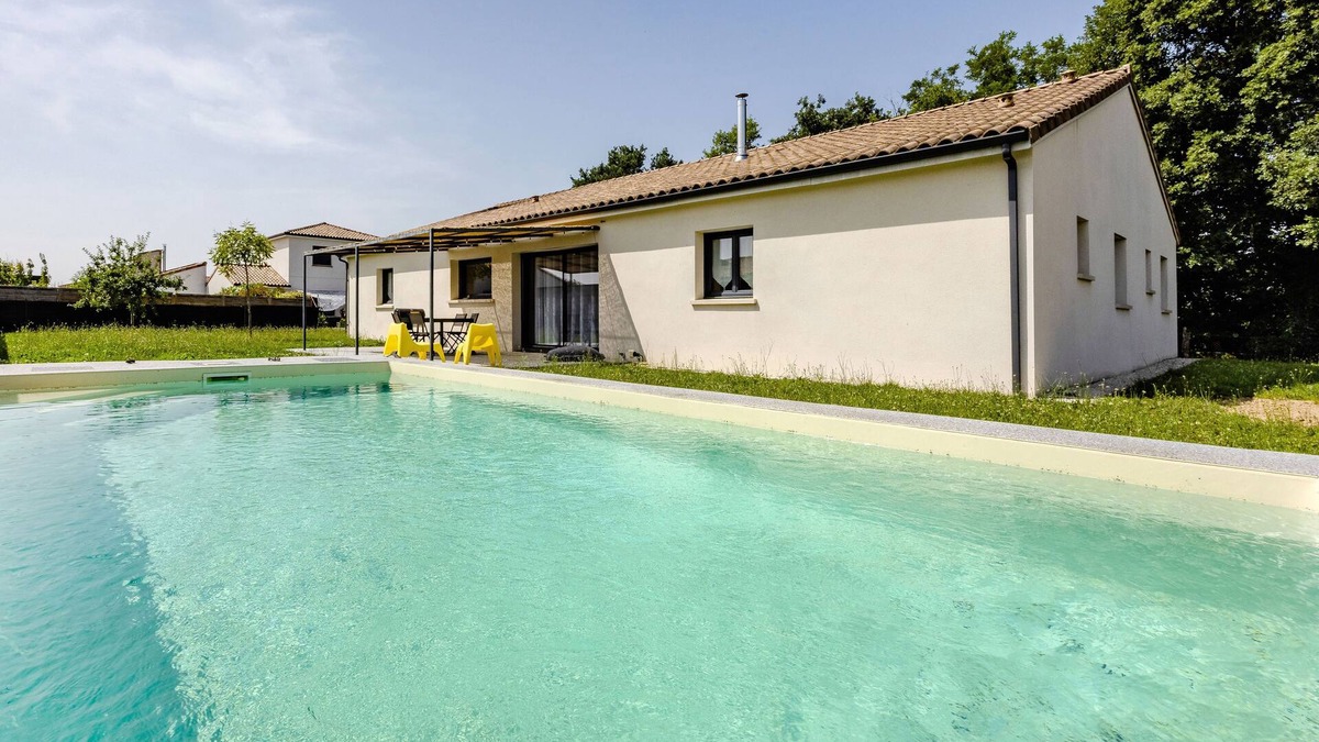 Saint-Sulpice Villa | Villa Pastel - Swimming pool - Garden
