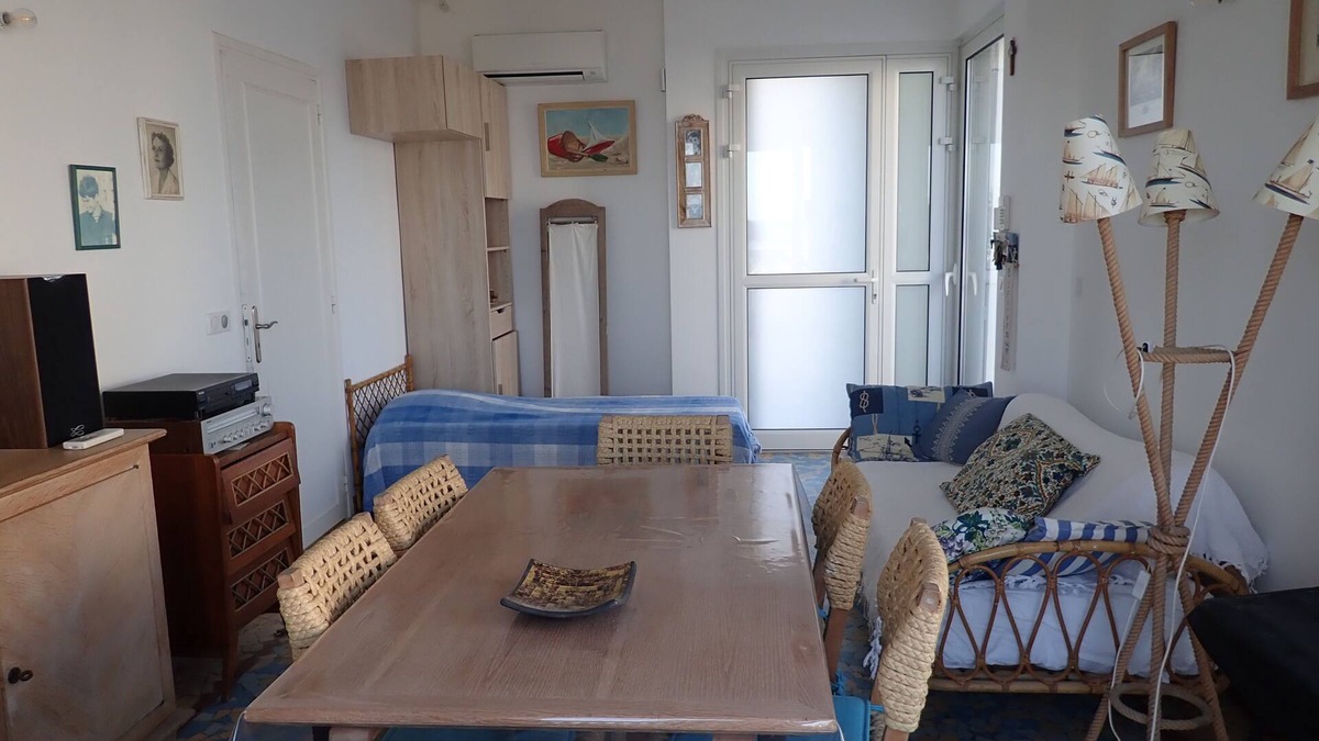 Palavas-les-Flots Villa | Villa, Palavas les flots, seaside, direct access to the beach, sleeps 6/7