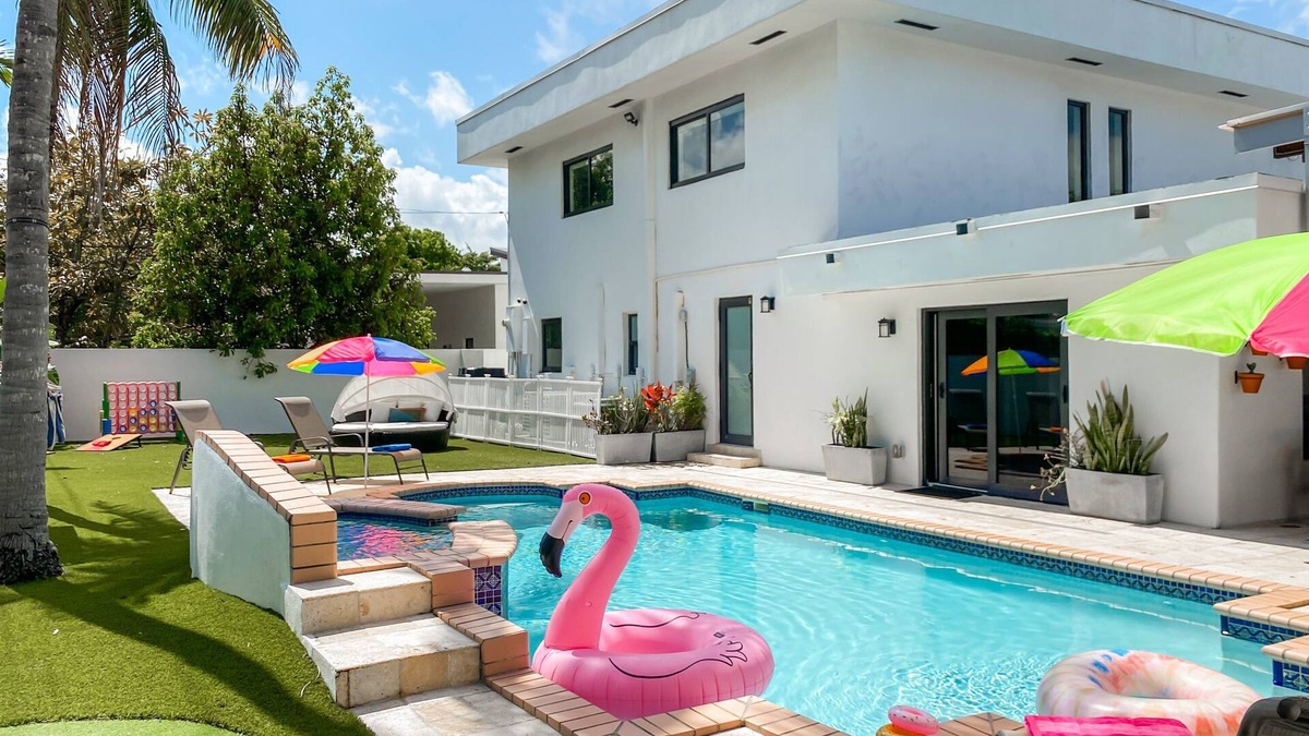 Ludlam House | Villa Palma: Heart of Miami | 5 min to Miracle Mile