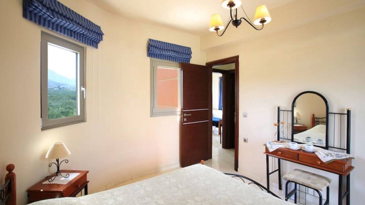 Kastelli Villa | Villa Peki, 2 storey, spacious with modern amenities