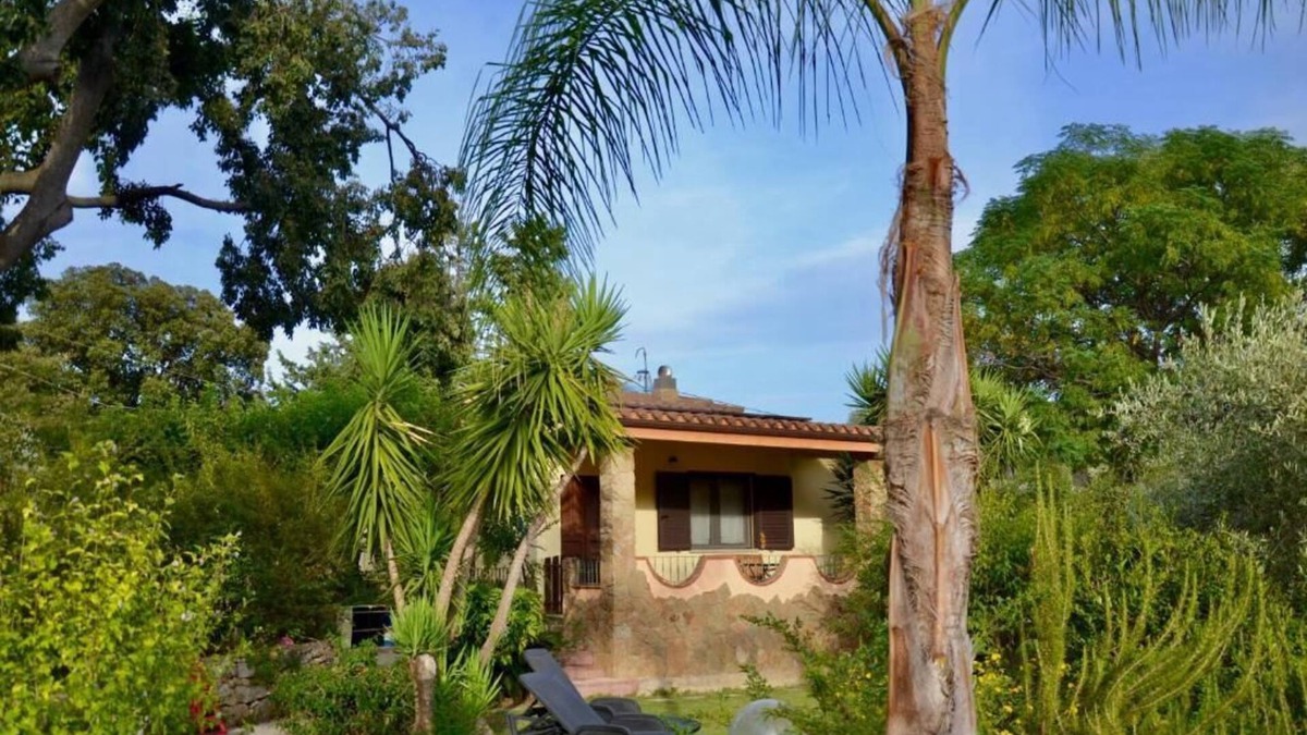 Jerzu Villa | Villa Pelau - Holiday Home