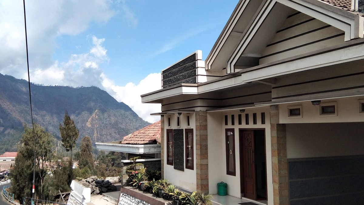 Probolinggo House | Villa/Penginapan Tengger Asri 2 Bromo Nyaman dan Bersi