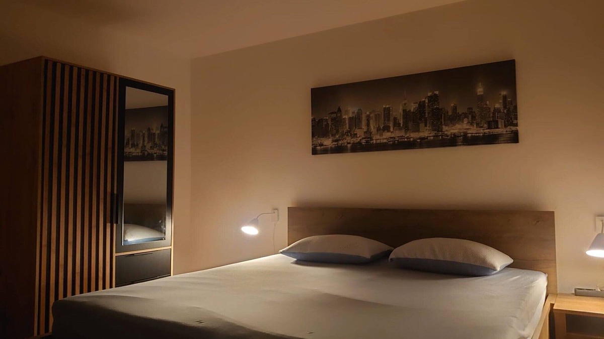 Molunat Apartment | Villa Peragić - Triple Room with Balcony and Private External Bathroom