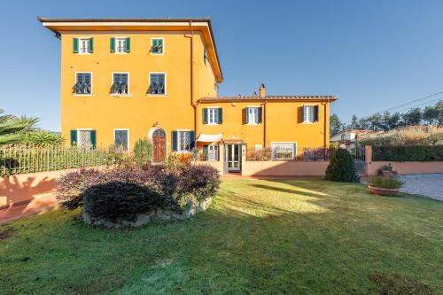 Uzzano House | Villa Petri
