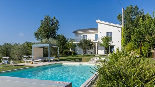 Mirabella Eclano Villa | VILLA PETRILLO 6, Emma Villas