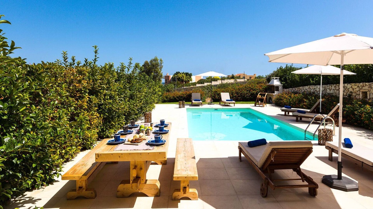 Marathi Villa | Villa Phaedra, With sea Views Only 150m Away From Loutraki Beach