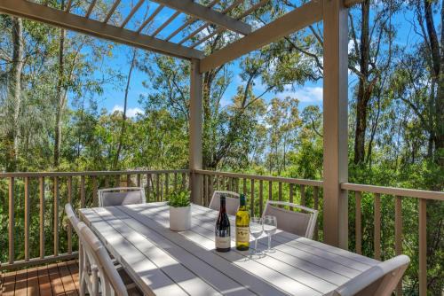 Pokolbin Villa | Villa Piccola Casa, Premier 2 Storey Villa, 2 Bedrooms, both with private ensuites, with third toilet on the ground floor