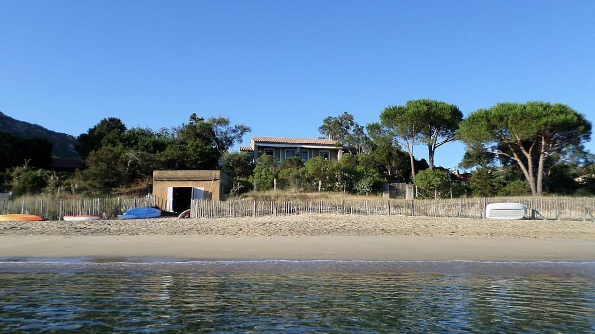 Grand Valinco Villa | Villa Pieds Dans L'eau, Bord de mer et Plage, 6ch, 13 Pers