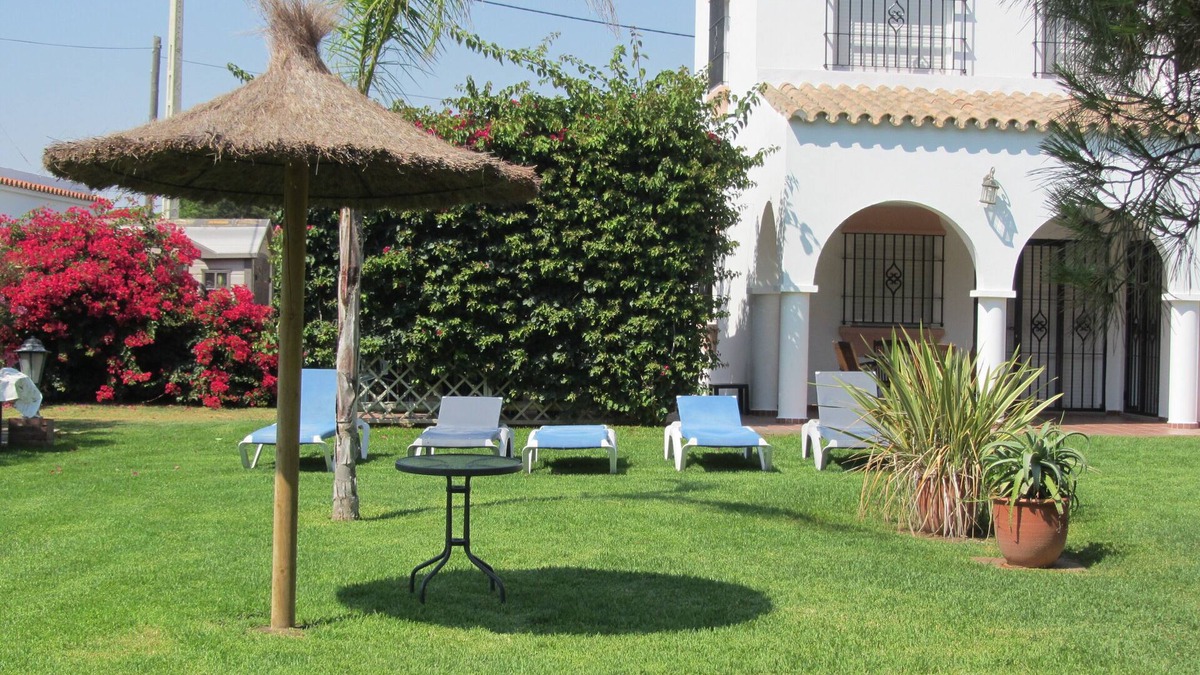 Zahora House | Villa Pinos direct access to the beach