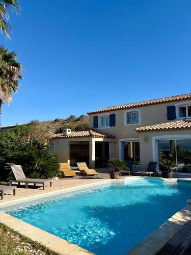 Port Leucate Villa | Villa piscine privée superbe Vue Etang Leucate 8JBART580