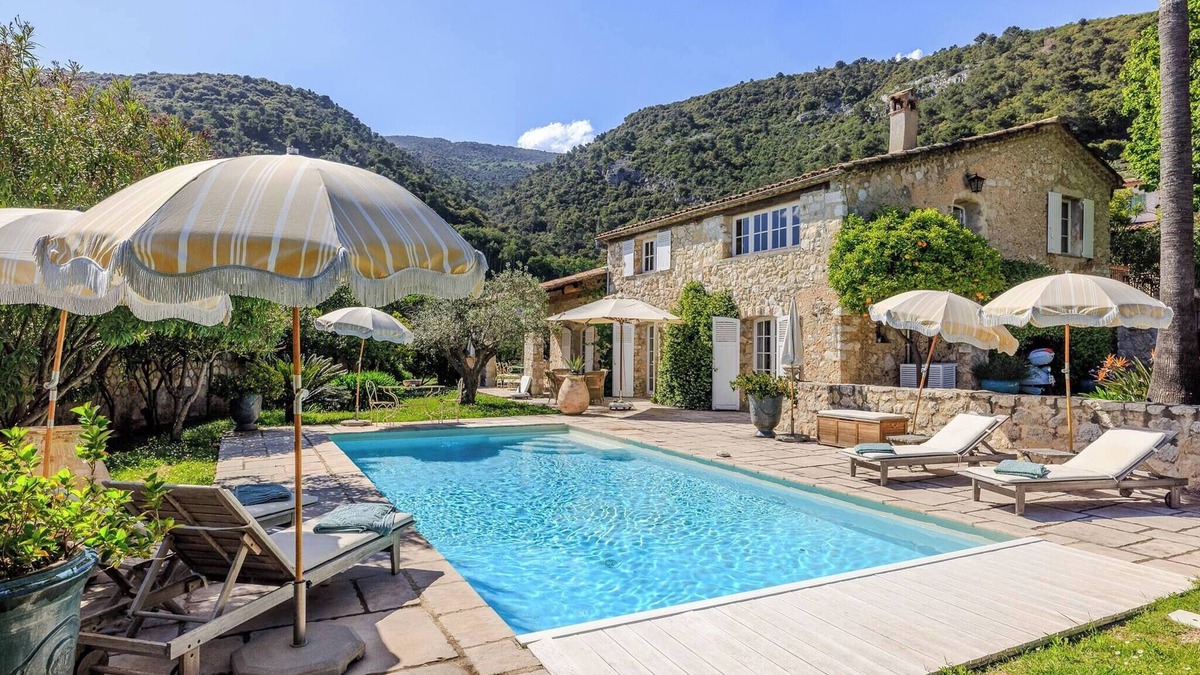 Tourrettes-sur-Loup Ski Chalet | VILLA POMELO - Pool Garden near Village