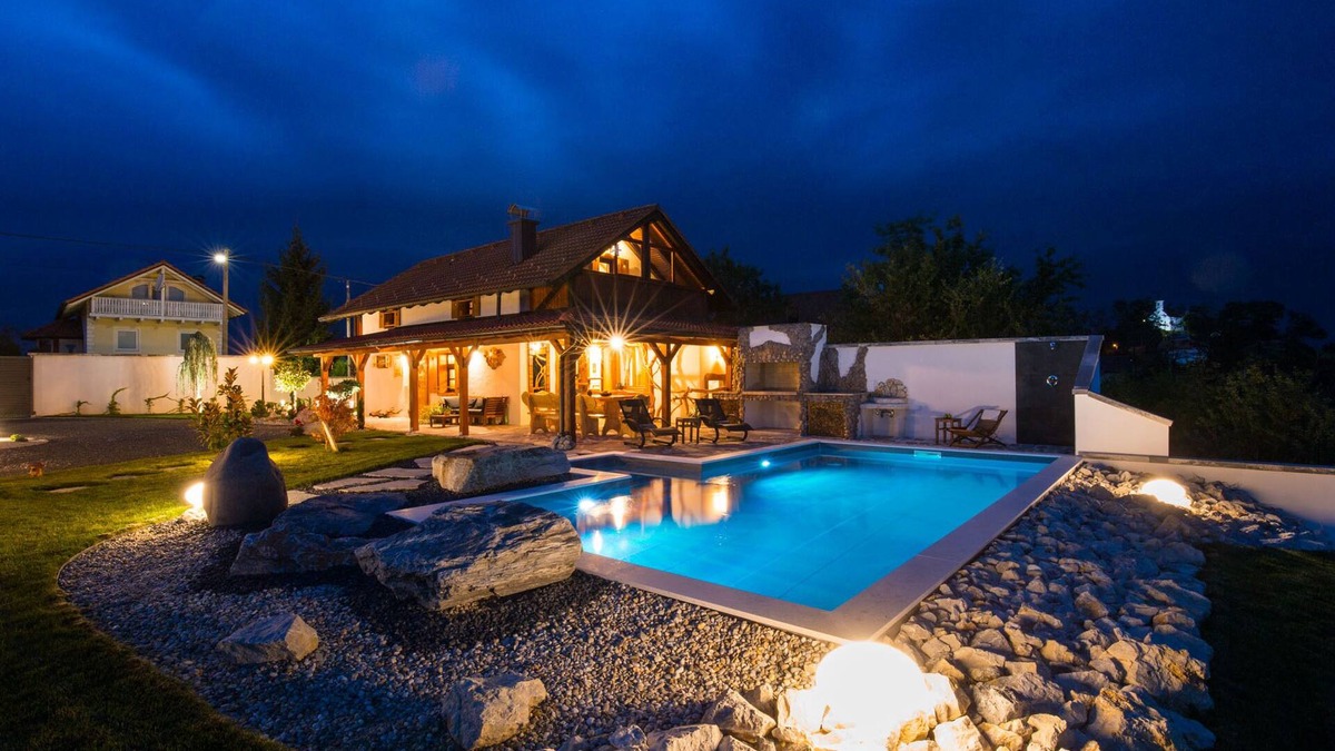 Selnica Villa | Villa pool