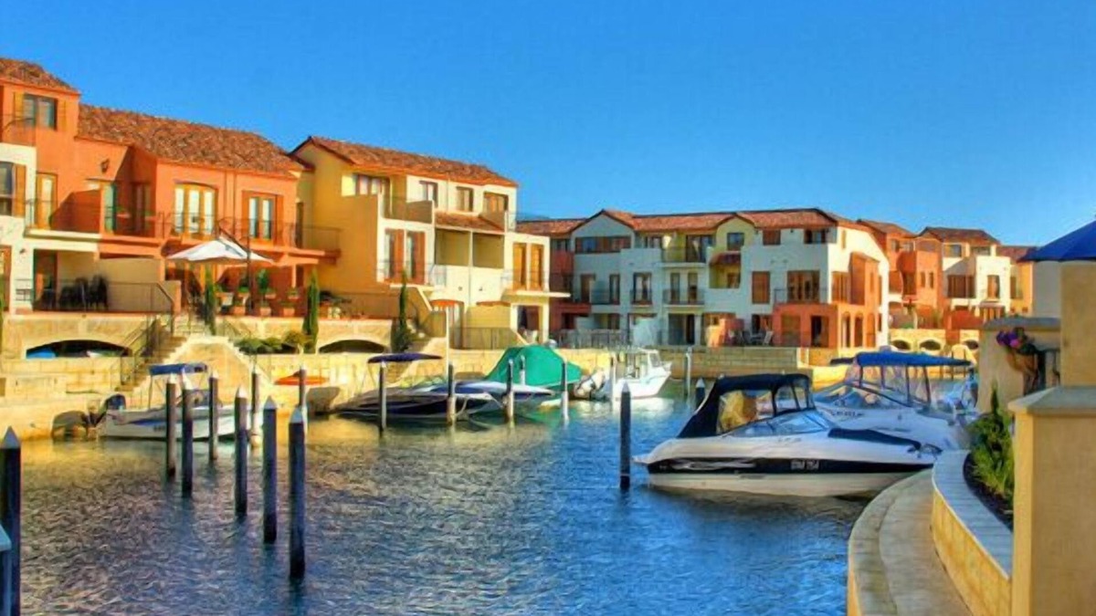 Wannanup Villa | Villa Port Grimaud on Bouvard Island