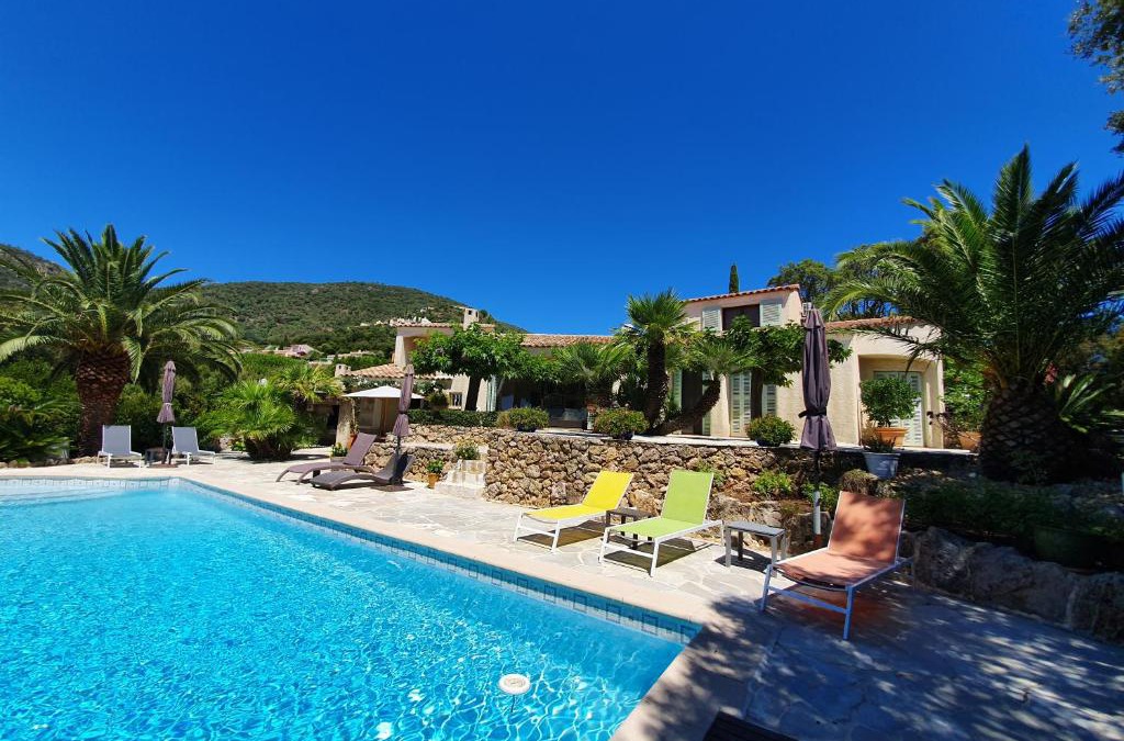 Cavalaire-sur-Mer Bed & Breakfast | Villa Port Sud