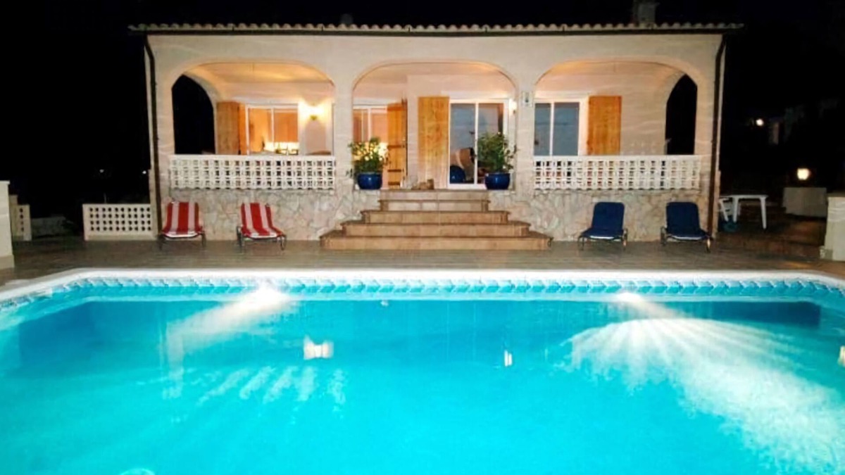 Mont Barbat House | Villa & private swimming pool, 20 min from beach