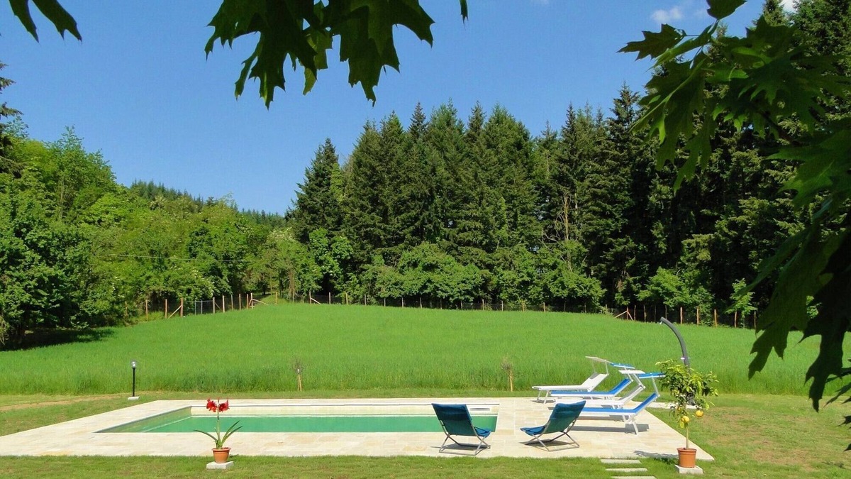 Camporgiano Villa | Villa, private pool, country & mountain views. Walk village