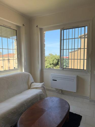 L'Ile-Rousse Apartment | VILLA PROCHE de la PLAGE, VUE MER avec PARKING