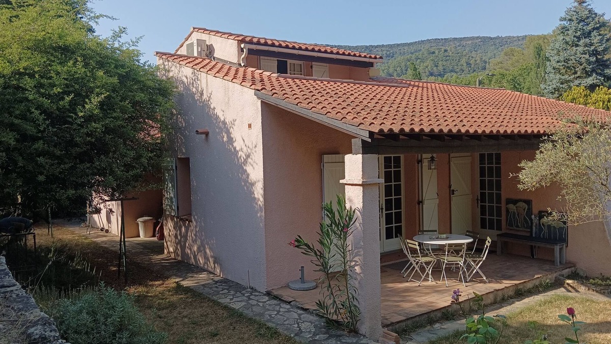 Belgentier House | Villa Provençale au Calme Entourée de Verdure, Animaux de Compagnie Acceptés !