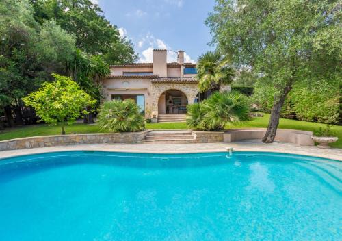 Le Rouret Villa | Villa provençale calme avec piscine chauffée 6 ch