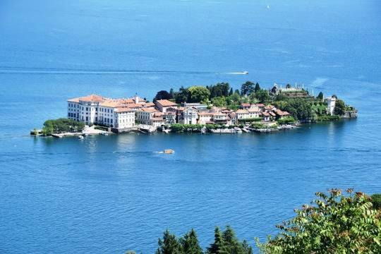 Stresa Apartment | Villa Relax