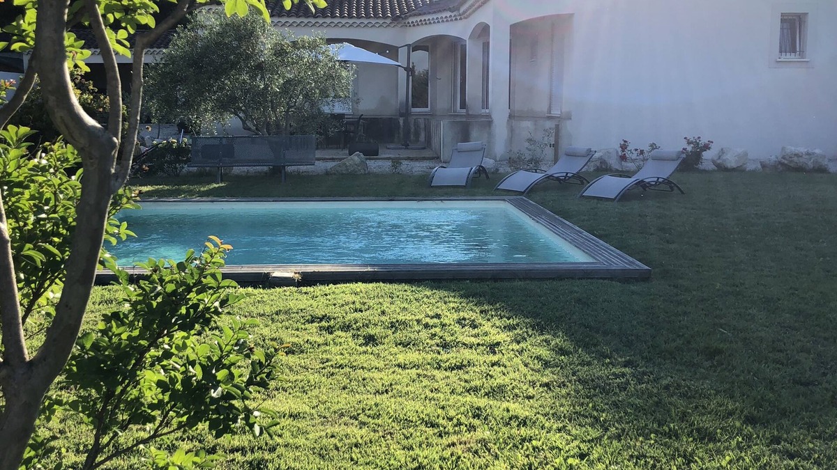 Bedarrides Villa | Villa rental near Orange, Avignon, Isle sur la Sorgue